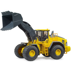 Bruder Volvo L260H Gummiged